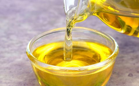 2026年菜籽油期货行情怎么预判？供需逻辑与波动应对全攻略