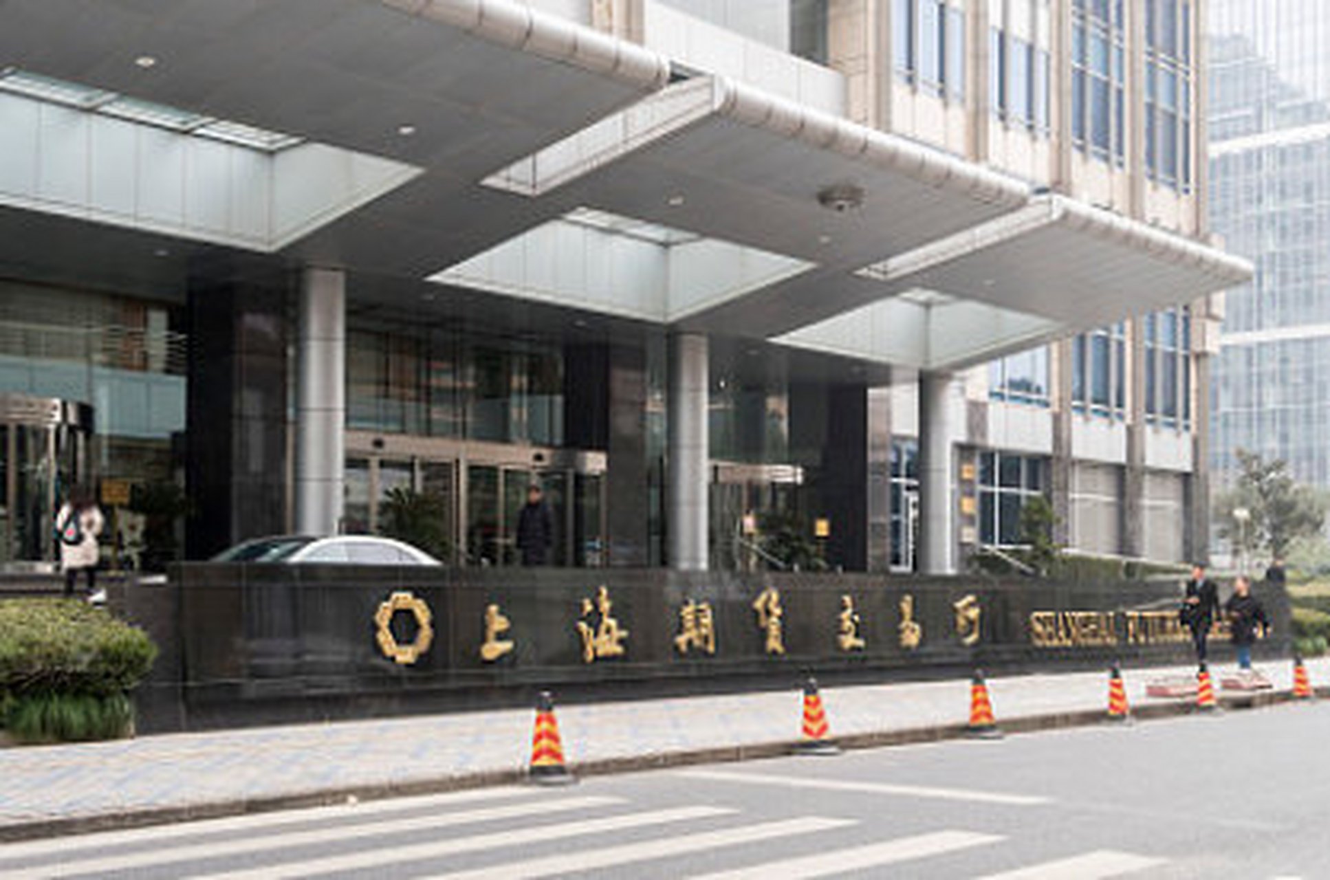 2026期货休市时间怎么记?四大交易所全梳理+避坑指南