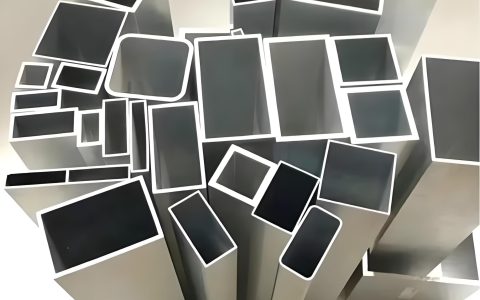 钢材期货今日行情怎么查？2026年供需逻辑与交易应对技巧